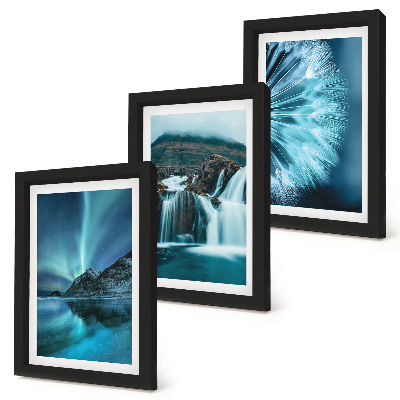 Juego de 3 cuadros decorativos Paisajes invernales con cascadas y auroras boreales.