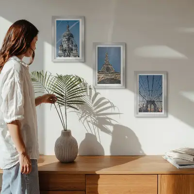 Tríptico enmarcado con vistas de edificios famosos de diversas ciudades del mundo