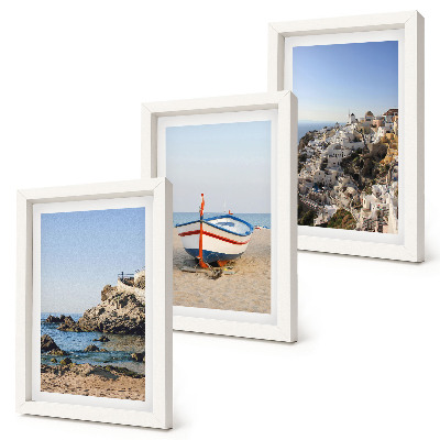 Juego de 3 cuadros decorativos Vistas costeras con barcos y casas blancas en Grecia.