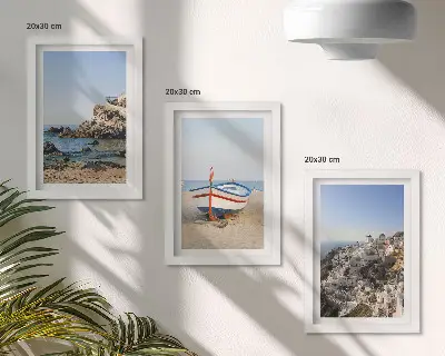 Juego de 3 cuadros decorativos con vistas costeras de barcos y casas blancas en Grecia
