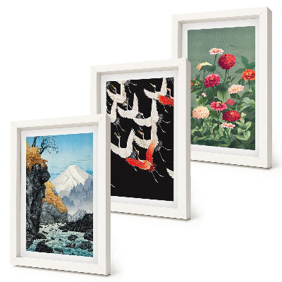 Tríptico enmarcado Montañas con una cascada, pájaros en vuelo y flores coloridas.