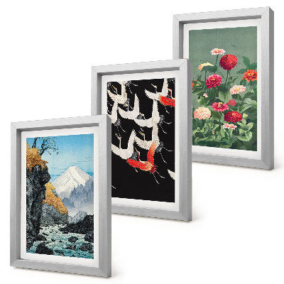 Tríptico enmarcado Montañas con una cascada, pájaros en vuelo y flores coloridas.
