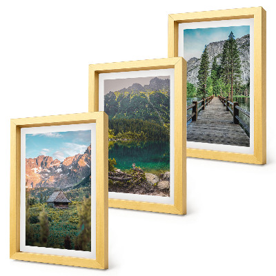 Juego de 3 cuadros decorativos Paisajes de montaña con un lago y un muelle de madera.