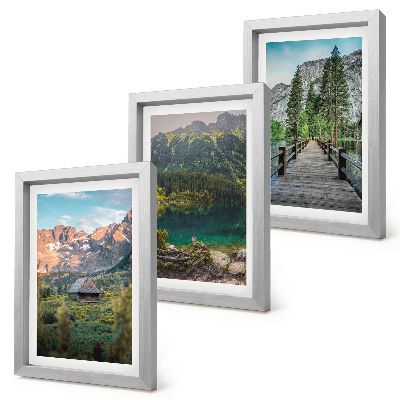 Juego de 3 cuadros decorativos Paisajes de montaña con un lago y un muelle de madera.