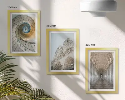 Tríptico enmarcado la escalera de caracol de la catedral, vista de la fachada y un pasillo embaldosado