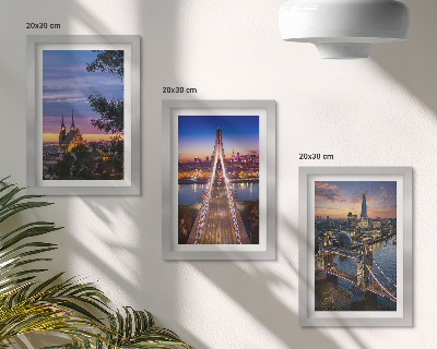 Tríptico enmarcado Vistas de la ciudad con puentes y atardeceres.