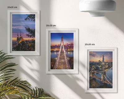 Tríptico enmarcado Vistas de la ciudad con puentes y atardeceres.