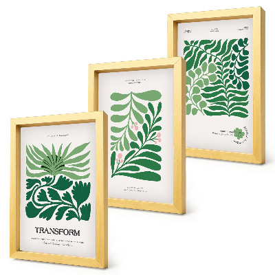 Tríptico enmarcado Un conjunto de hojas verdes y plantas de diversas formas.