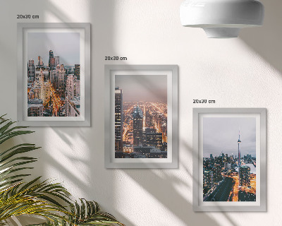 Tríptico enmarcado Vistas nocturnas de la ciudad con rascacielos y luces.