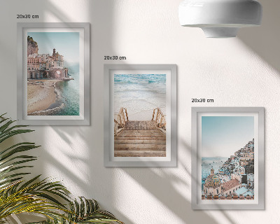 Tríptico enmarcado Vistas veraniegas en tonos pastel con arquitectura costera y playa.