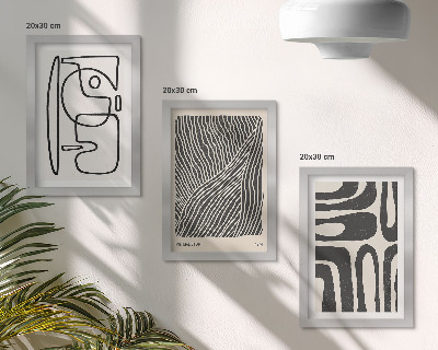 Tríptico enmarcado Diseños abstractos con líneas y texturas sobre un fondo claro.