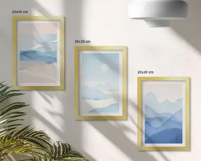 Tríptico de paisajes de montaña en acuarela en tonos azules y rosas enmarcado
