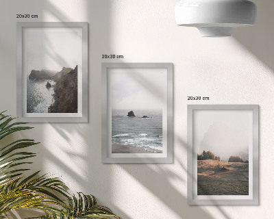 Tríptico enmarcado Paisajes de montaña y mar con nubes y bosques