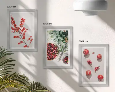 Juego de 3 cuadros decorativos con diseño minimalista de frutas rojas y plantas