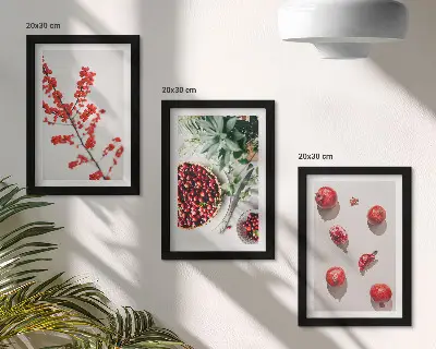 Juego de 3 cuadros decorativos con diseño minimalista de frutas rojas y plantas