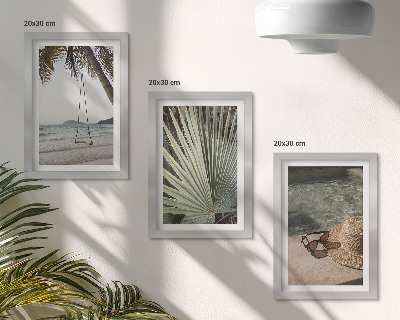 Tríptico enmarcado vacaciones en la playa con columpio de hojas de palmera