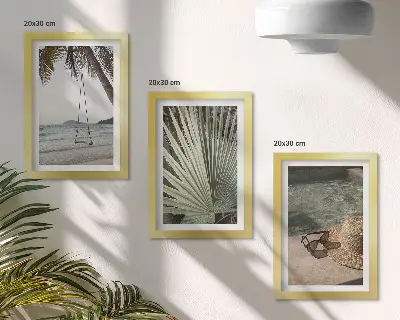 Tríptico enmarcado vacaciones en la playa con columpio y hojas de palmera
