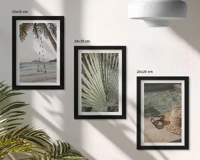 Tríptico enmarcado vacaciones en la playa con columpio y hojas de palmera