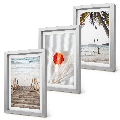 Juego de 3 cuadros decorativos Playa con escaleras de madera, ambiente vacacional.