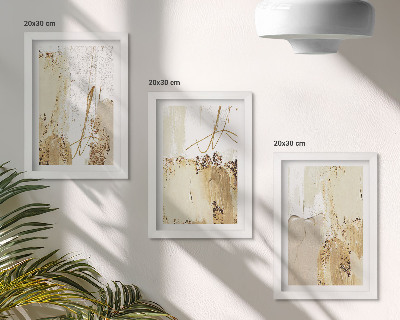 Tríptico enmarcado Diseños abstractos en tonos beige y blanco.