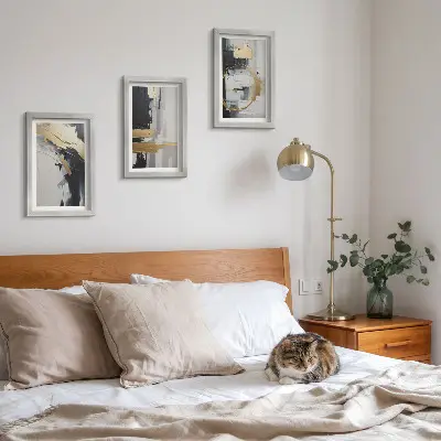 Juego de 3 cuadros decorativos con composiciones pictóricas abstractas en blanco y negro