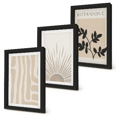 Tríptico enmarcado Diseños abstractos con detalles florales en tonos neutros.