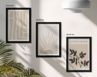 Tríptico enmarcado Diseños abstractos con detalles florales en tonos neutros.