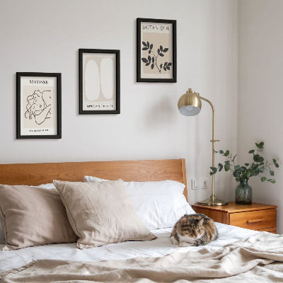 Tríptico enmarcado Elegantes pinturas minimalistas con motivos vegetales de Matisse.