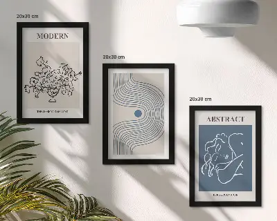 Tríptico enmarcado con carteles de líneas florales y formas abstractas