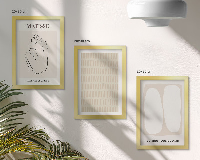 Juego de 3 cuadros decorativos Líneas y formas en tonos beige y blanco.