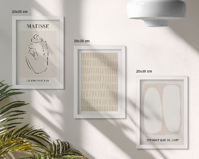 Juego de 3 cuadros decorativos Líneas y formas en tonos beige y blanco.