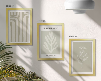 Tríptico enmarcado Diseños abstractos de plantas en colores apagados.