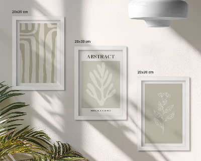 Tríptico enmarcado Diseños abstractos de plantas en colores apagados.