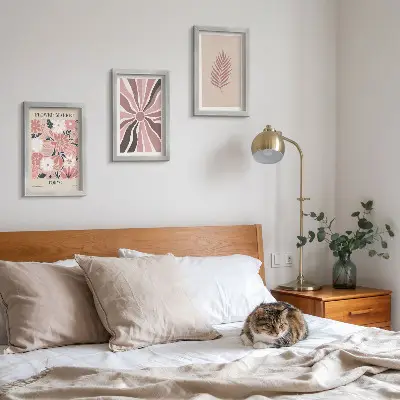 Juego de 3 cuadros decorativos con diseños florales de hojas y formas geométricas