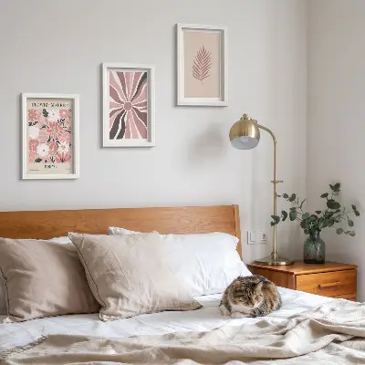 Juego de 3 cuadros decorativos con diseños florales de hojas y formas geométricas
