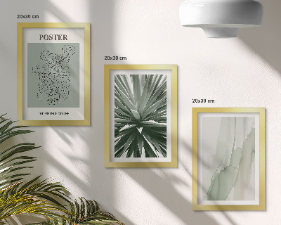 Tríptico enmarcado Diseños vegetales en tonos verdes y beige.