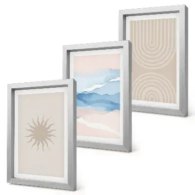Tríptico enmarcado con diseño de sol, olas y líneas abstractas en tonos pastel