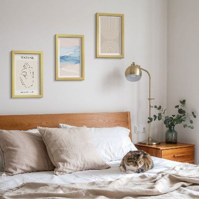 Juego de 3 cuadros decorativos Líneas y ondas en tonos pastel con un toque minimalista.