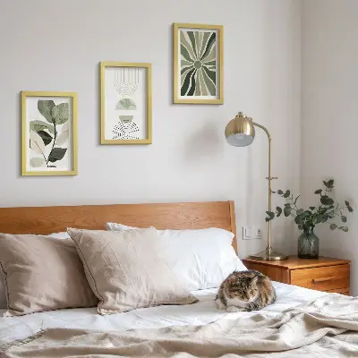 Juego de 3 cuadros decorativos con motivos vegetales y formas geométricas en verde