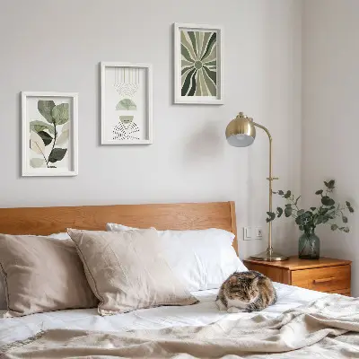 Juego de 3 cuadros decorativos con motivos vegetales y formas geométricas en verde