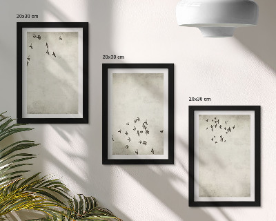 Tríptico enmarcado Una pintura minimalista de pájaros volando