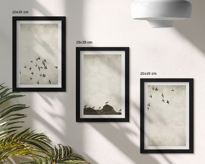 Tríptico enmarcado Pájaros en vuelo pintados al estilo minimalista.