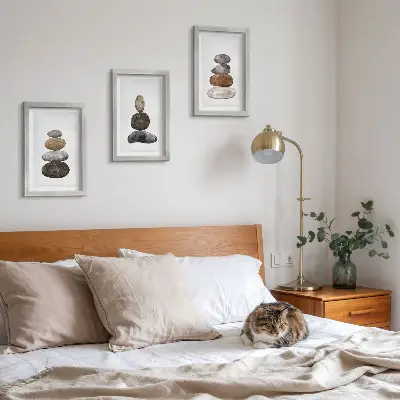 Tríptico de pintura minimalista boho montones de piedras enmarcado