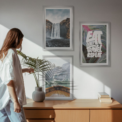 Juego de 3 cuadros Barco de naturaleza con cascadas y montañas
