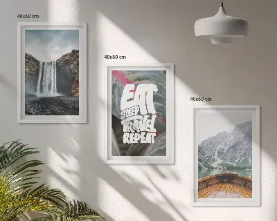Juego de 3 cuadros paisaje de barco rodeado de cascadas y montañas