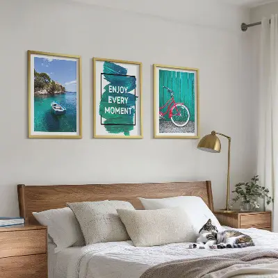 Set de 3 cuadros para salón con diseño de inspiración marina y bicicletas