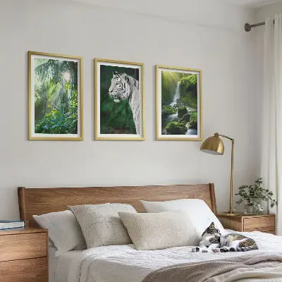 Set de 3 cuadros para salón diseño de cascada en la selva con tigre