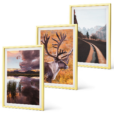 Juego de 3 cuadros Paisajes de montaña con renos