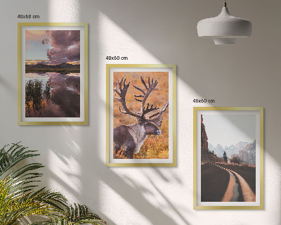 Juego de 3 cuadros Paisajes de montaña con renos