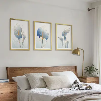 Set de 3 cuadros para salón con diseño de flores azules